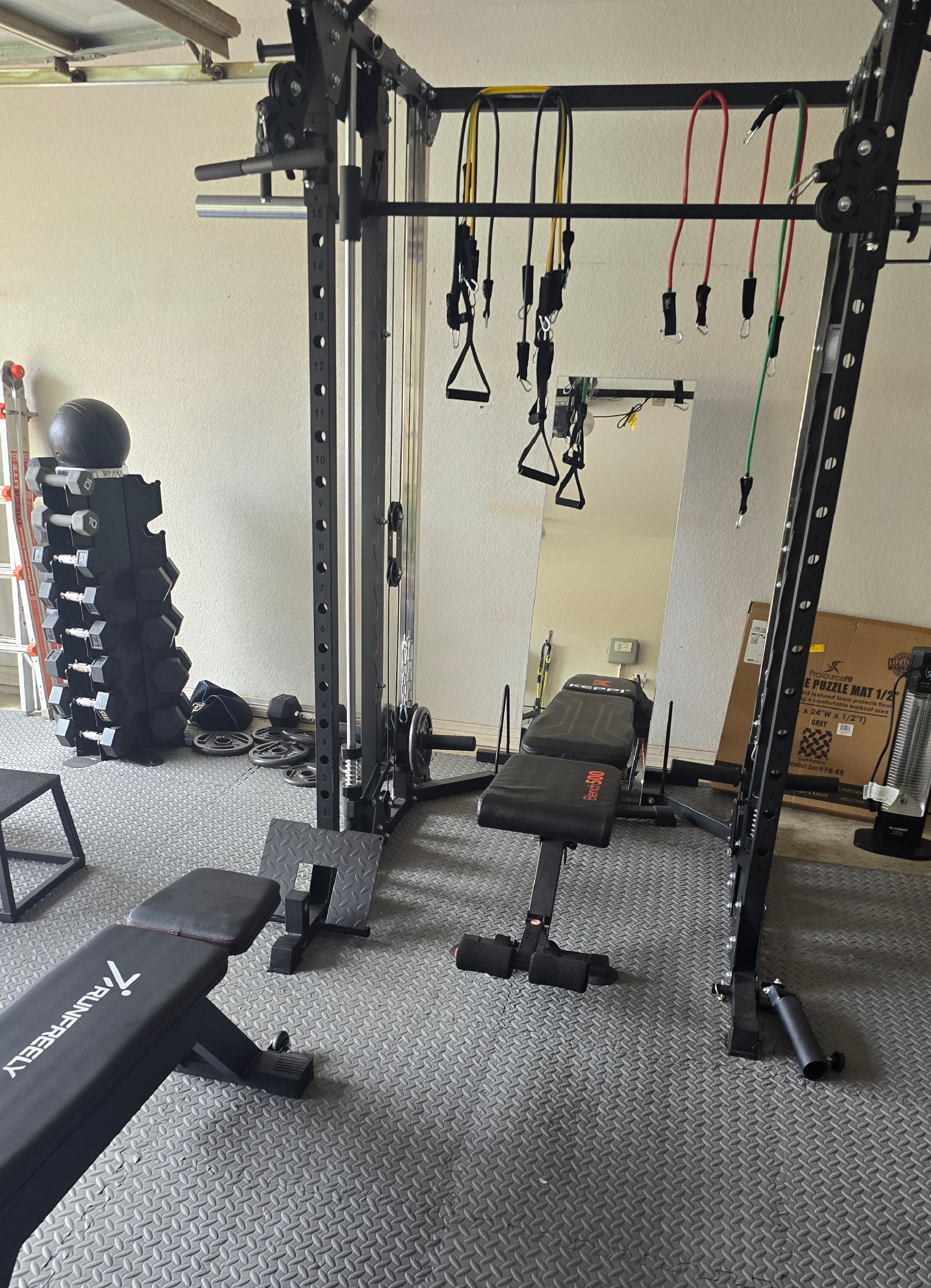 Garage gym photo 2
